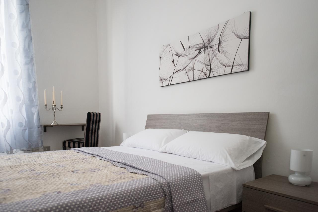 All'Ombra Della Torre Only Rooms Сиена Екстериор снимка
